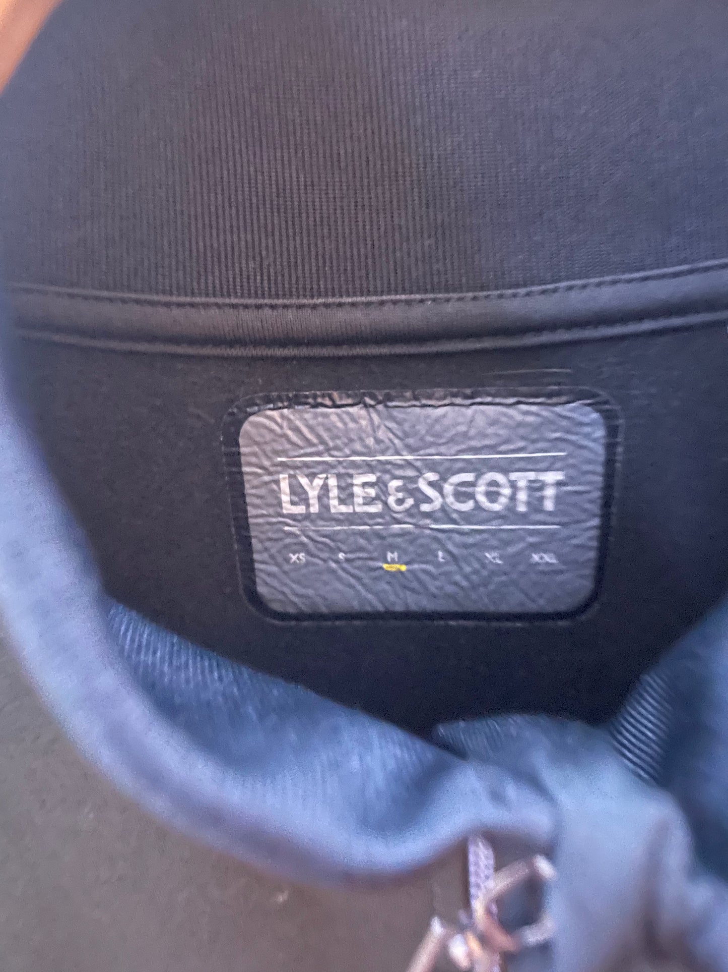 Lyle&Scott Svart Halfzip (M)